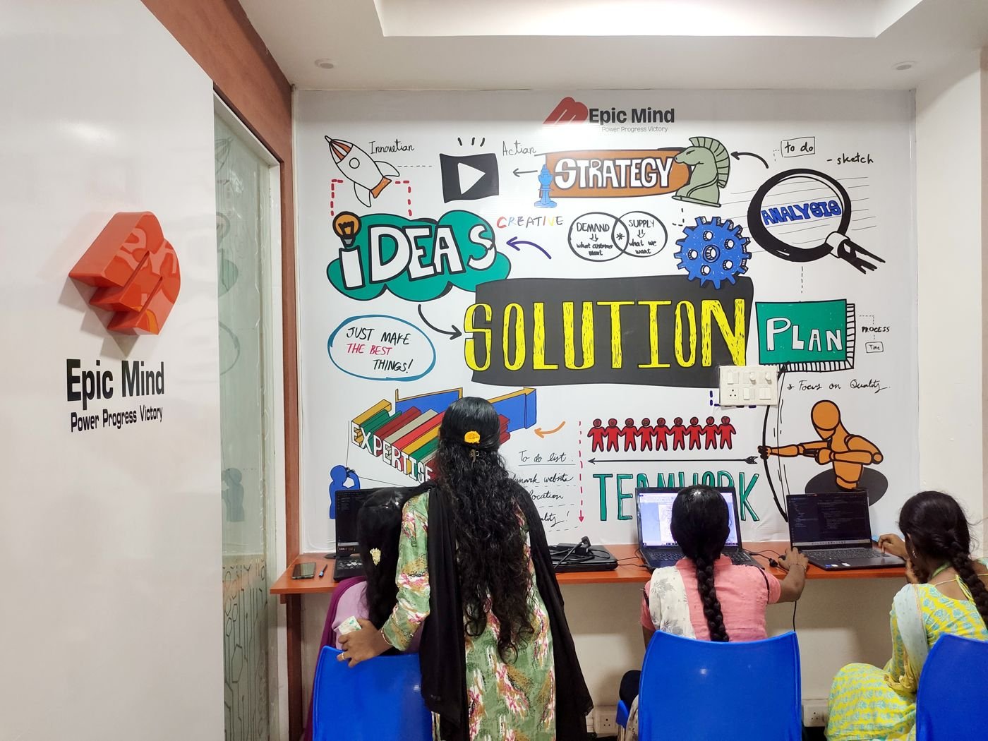 Students learning at the Epic Mind Madurai centre